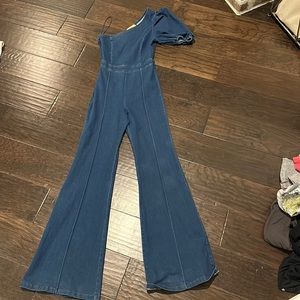 blue jean jumper, one shoulder. side zip